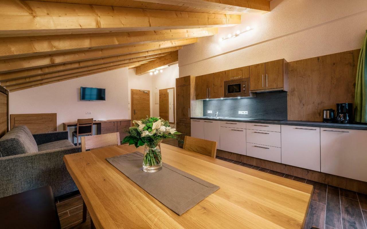 Appartements Alexander Fiss Exterior photo
